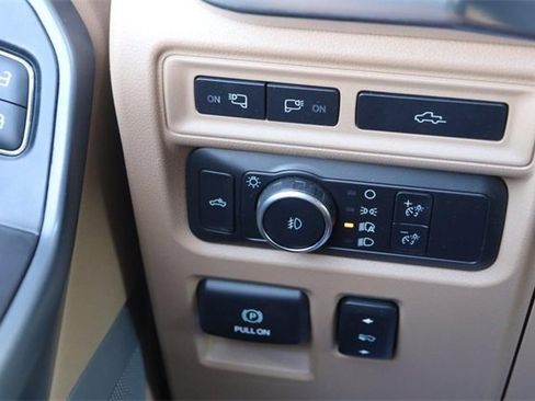 Used 2022 Ford F150 Lariat image 20