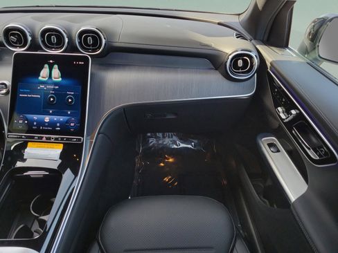 Used 2026 Mercedes-Benz GLC 300 GLC 300 image 14