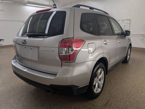 Used 2015 Subaru Forester 2.5i Premium AWD/4WD image 4