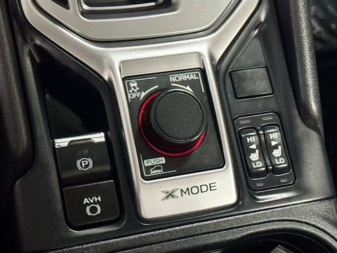 Used 2020 Subaru Forester Premium AWD/4WD image 19