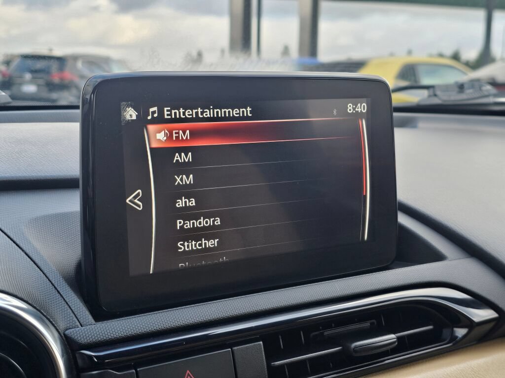 Used 2019 MAZDA MX-5 Miata RF Grand Touring w/ GT-S Package RWD image 13