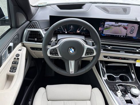 New 2027 BMW X7 xDrive40i w/ Executive Package AWD/4WD image 16