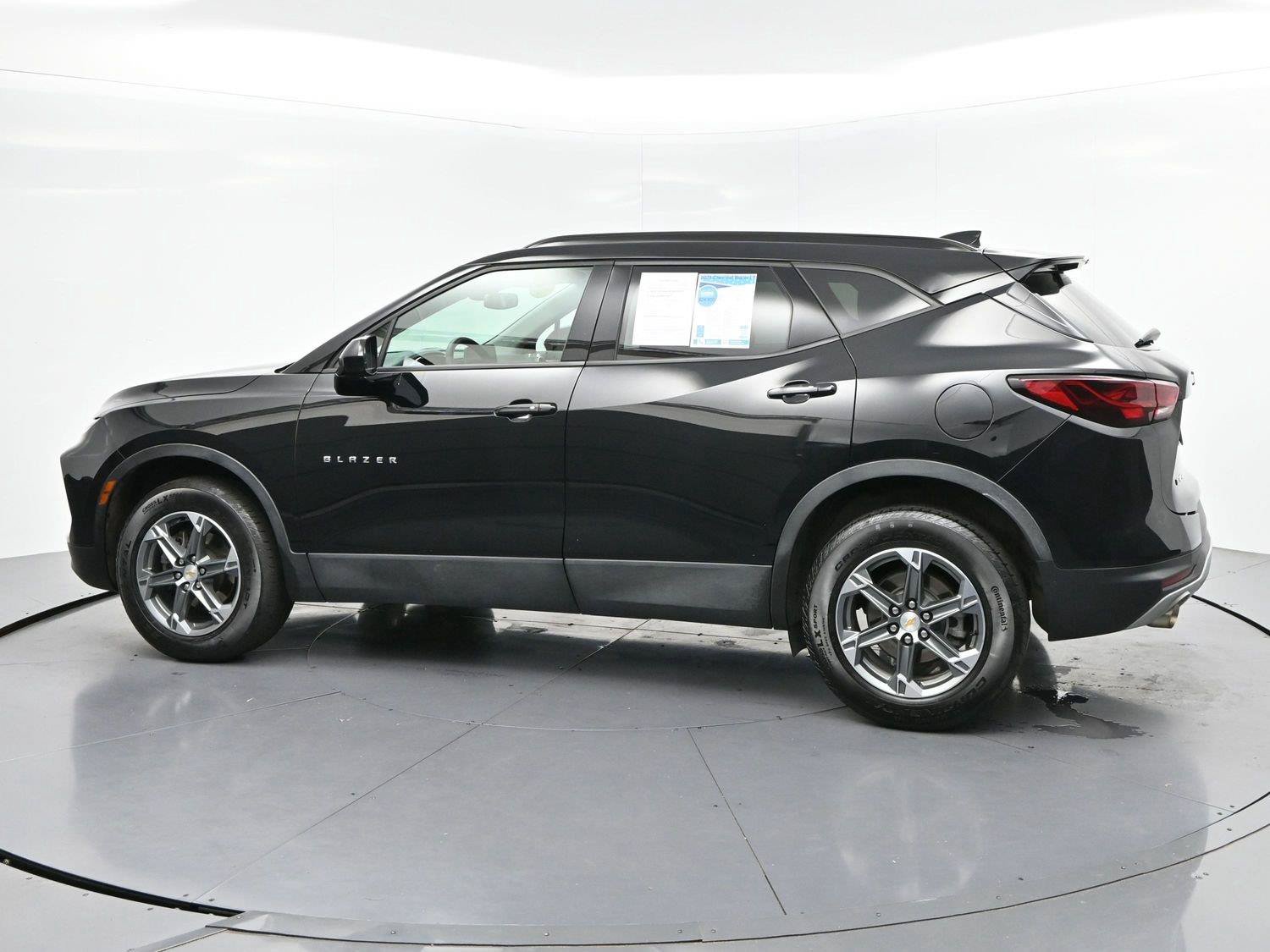 Used 2023 Chevrolet Blazer LT w/ Convenience Package FWD image 5