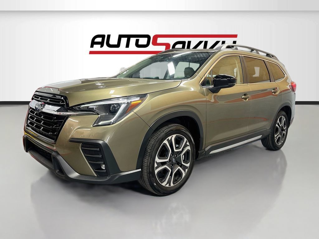 Used 2024 Subaru Ascent Limited w/ Technology Package AWD/4WD image 3