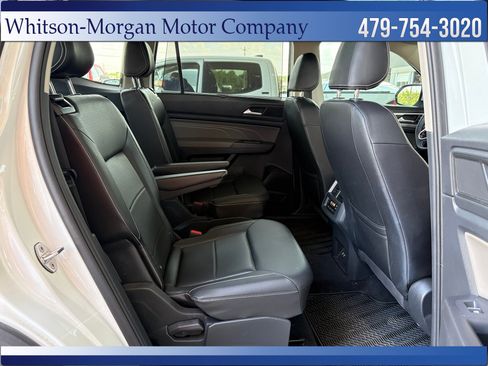 Used 2023 Volkswagen Atlas SE w/ Panoramic Sunroof Package FWD image 42
