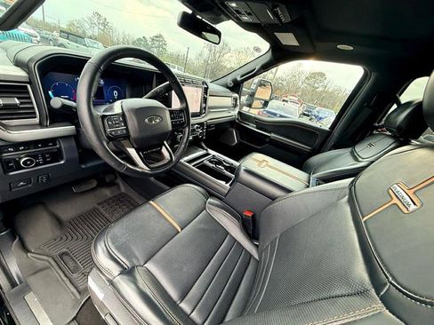 Used 2024 Ford F250 Platinum w/ Tremor Off-Road Package image 23