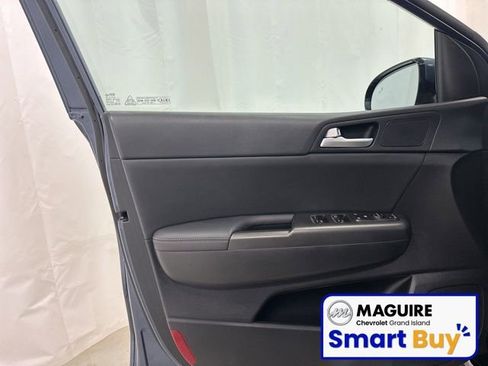 Used 2021 Kia Sportage S image 15