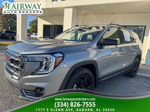 Used 2023 GMC Terrain AT4 image 2