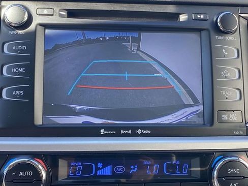 Used 2017 Toyota Highlander XLE image 27