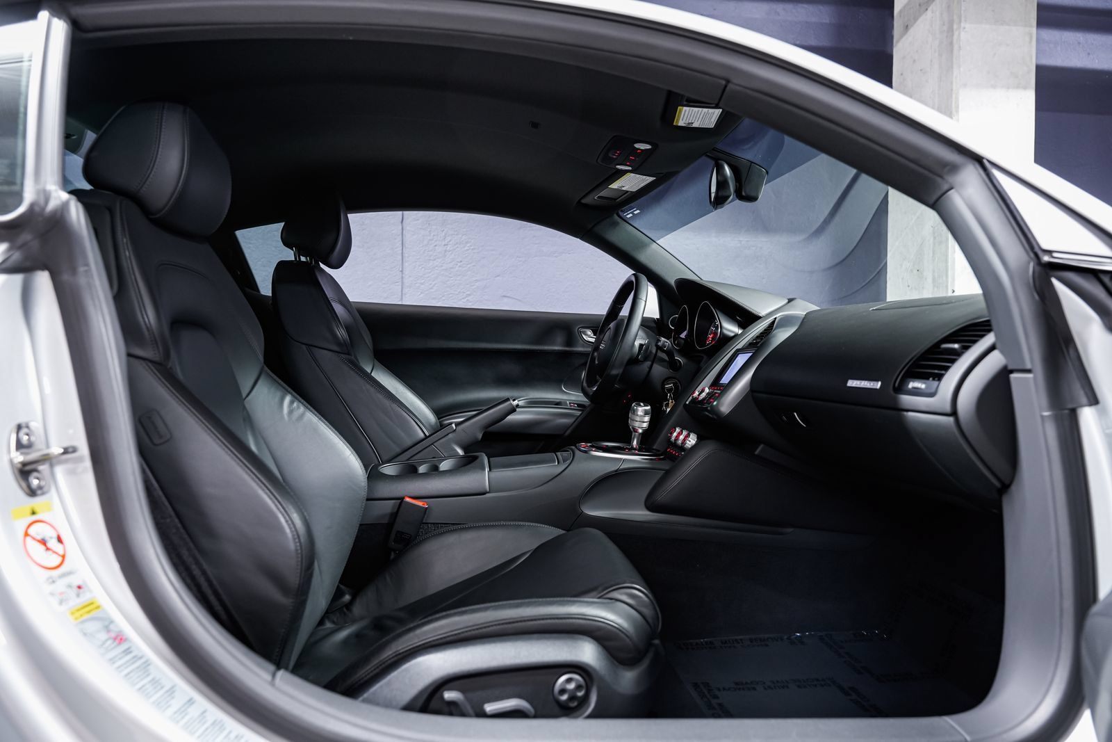 Used 2008 Audi R8 V8 AWD/4WD image 24