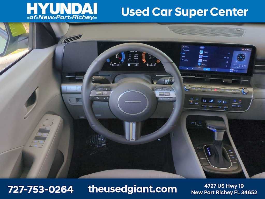 Certified 2025 Hyundai Kona SEL FWD image 17