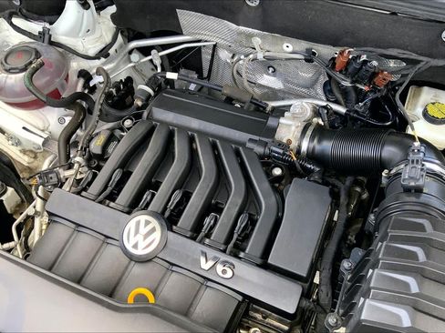 Used 2023 Volkswagen Atlas SEL AWD/4WD image 33