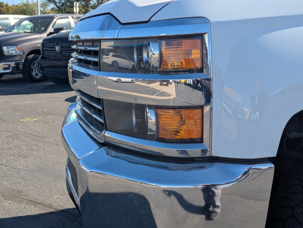 Used 2017 Chevrolet Silverado 3500 W/T AWD/4WD image 12