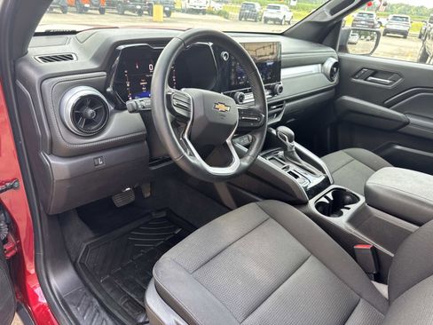 Used 2023 Chevrolet Colorado LT image 17