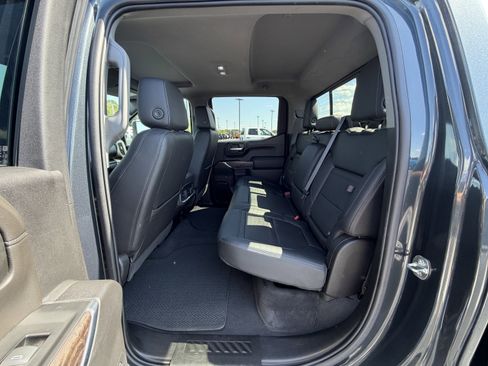 Used 2021 GMC Sierra 1500 Denali w/ Driver Alert Package II AWD/4WD image 9