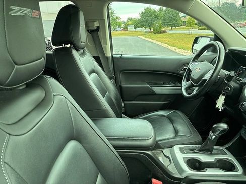 Used 2022 Chevrolet Colorado ZR2 AWD/4WD image 21