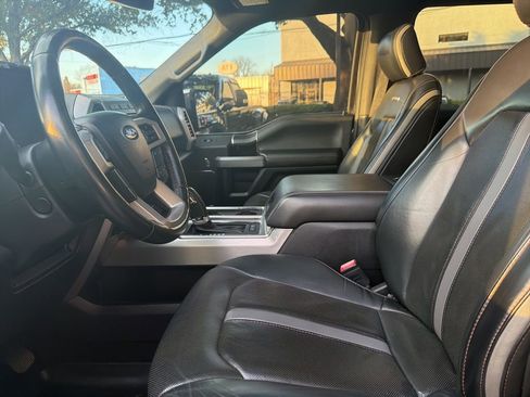 Used 2018 Ford F150 Platinum w/ Equipment Group 701A Luxury image 15