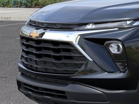 New 2026 Chevrolet TrailBlazer LS FWD image 37