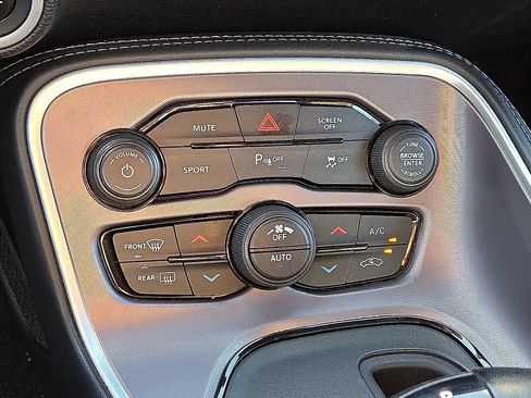 Used 2022 Dodge Challenger GT AWD/4WD image 30