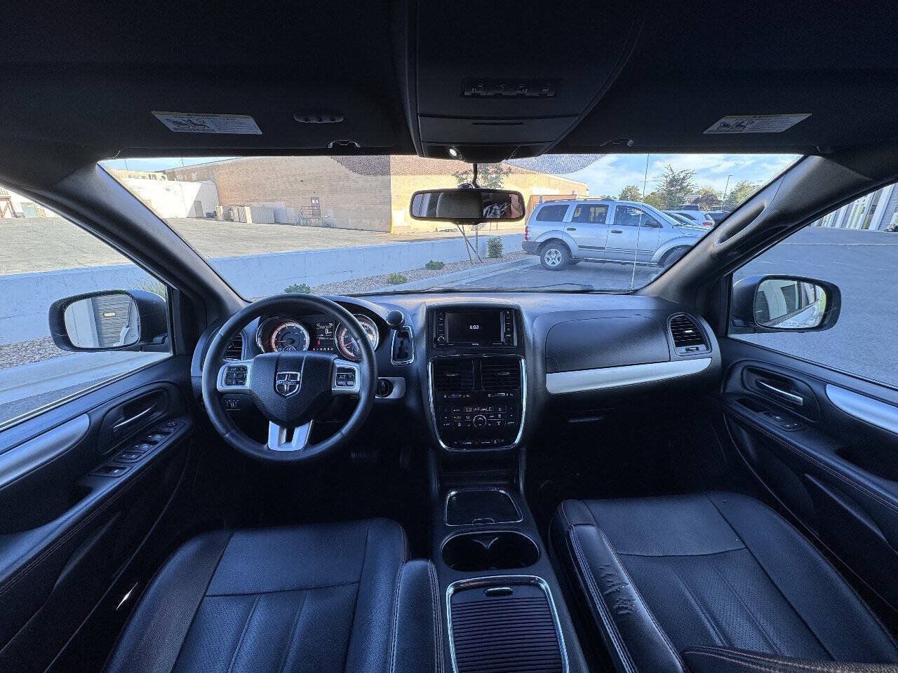 Used 2018 Dodge Grand Caravan GT FWD image 10