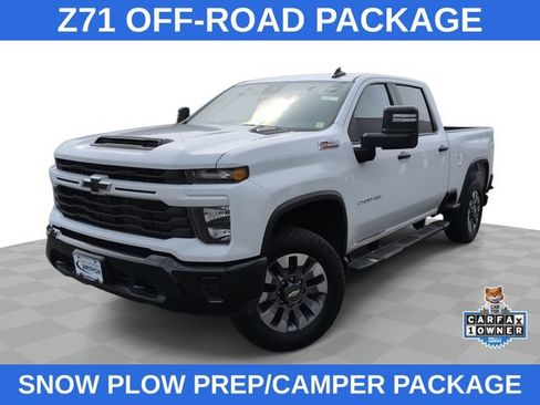 Certified 2025 Chevrolet Silverado 2500 Custom w/ Custom Convenience Package AWD/4WD image 1