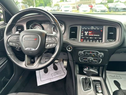 Used 2023 Dodge Charger R/T w/ Plus Group RWD image 17