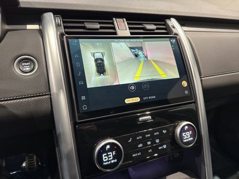 Used 2023 Land Rover Discovery S R-Dynamic image 22