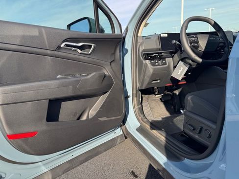 New 2026 Kia Sportage S AWD/4WD image 10