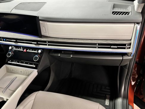 Certified 2024 Hyundai Santa Fe Calligraphy FWD image 21