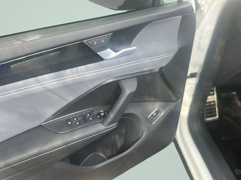 New 2026 Volkswagen Tiguan SE R-Line image 10