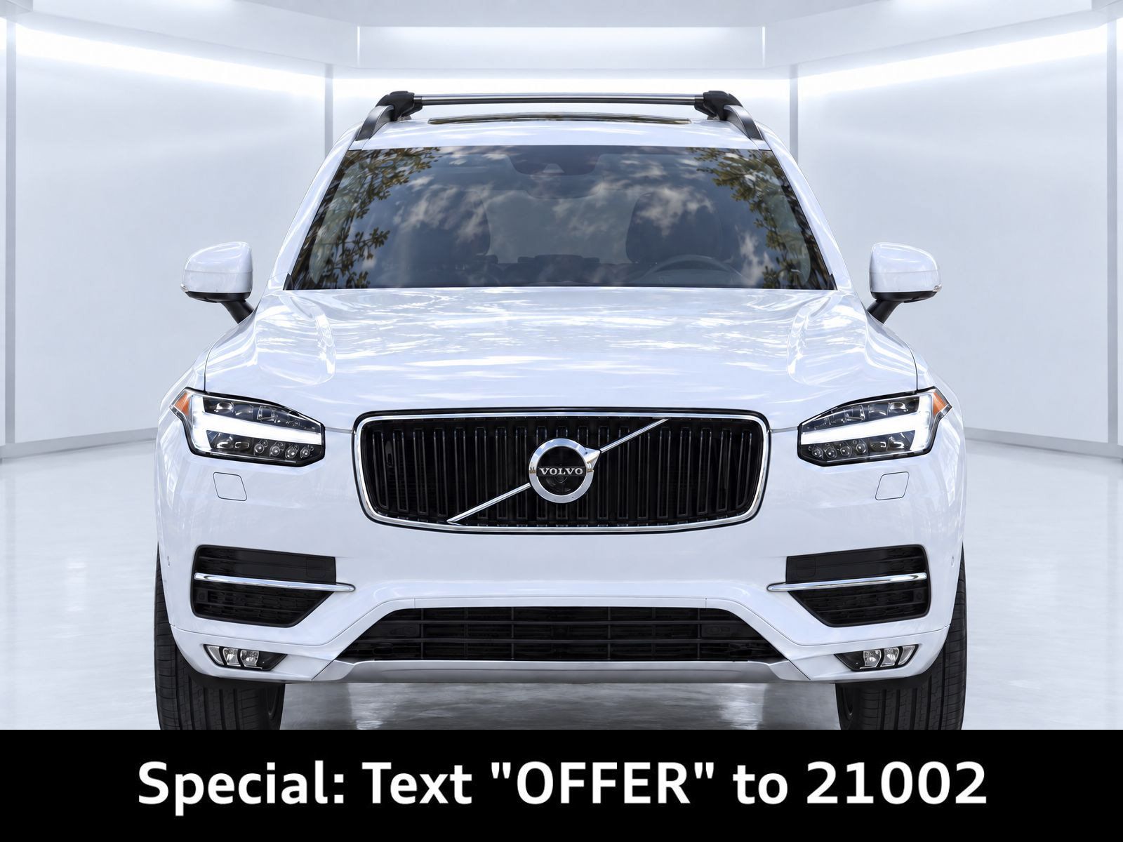 Used 2017 Volvo XC90 T6 Momentum w/ Vision Package AWD/4WD image 5