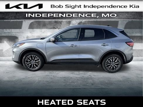 Used 2022 Ford Escape SEL w/ Technology Package image 6