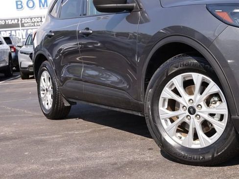 Certified 2025 Ford Escape Active FWD image 3