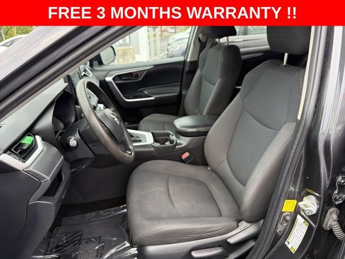 Used 2020 Toyota RAV4 LE w/ Carpet Mat Package FWD image 14