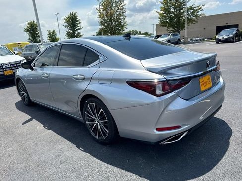 Used 2022 Lexus ES 350 w/ Premium Package FWD image 5