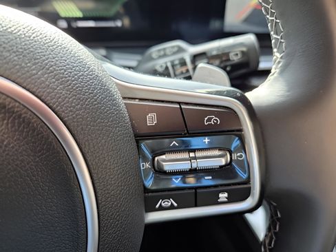 Used 2025 Kia Sorento EX image 24