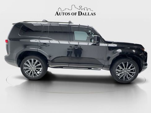 Used 2024 Lexus GX 550 w/ Cold Area Package AWD/4WD image 6