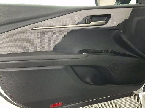 Used 2025 Toyota Camry SE image 14