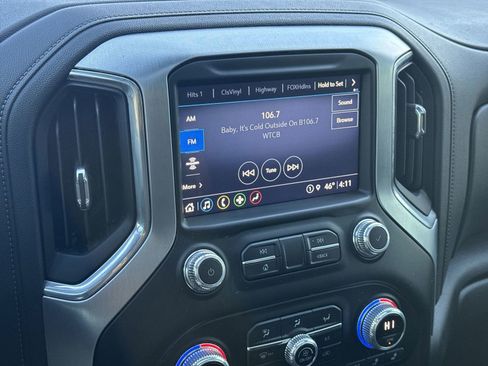 Used 2023 GMC Sierra 2500 SLT w/ SLT Convenience Package image 23