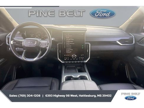 Used 2025 GMC Acadia Elevation w/ Elevation Premium Package FWD image 13