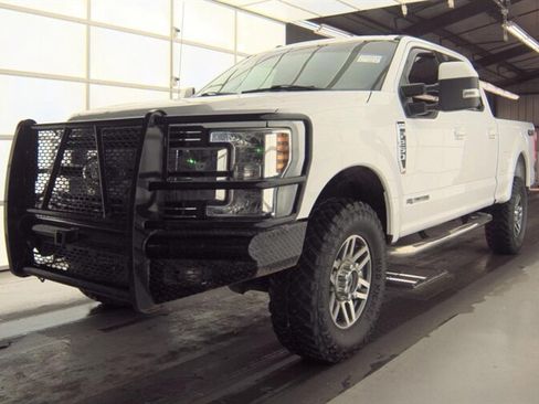 Used 2018 Ford F250 Lariat AWD/4WD image 1