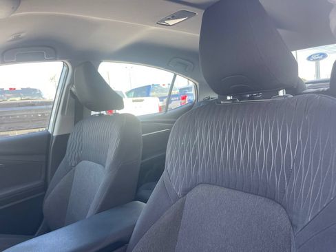 Used 2025 Toyota Camry LE w/ Convenience Package FWD image 9