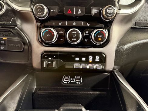 Used 2019 RAM 2500 Big Horn AWD/4WD image 17