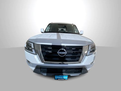 Used 2024 Nissan Armada SV AWD/4WD image 3