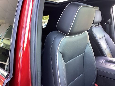 Used 2023 Chevrolet Tahoe Premier image 19