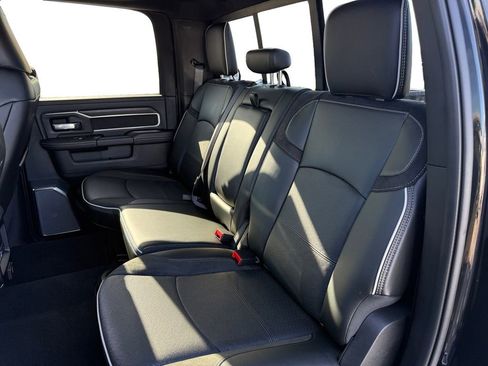 Used 2026 RAM 2500 Laramie AWD/4WD image 13