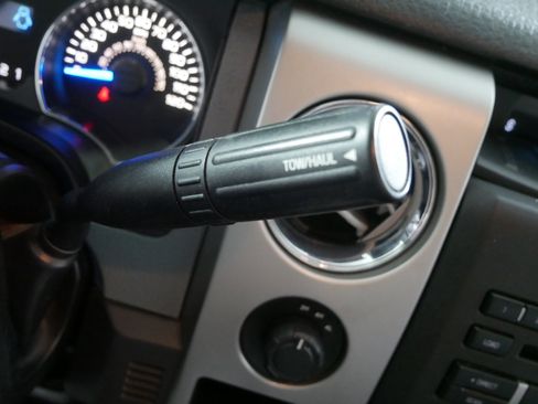 Used 2014 Ford F150 XLT image 24