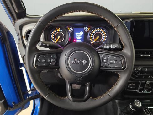 Used 2024 Jeep Wrangler Unlimited Sport AWD/4WD image 16