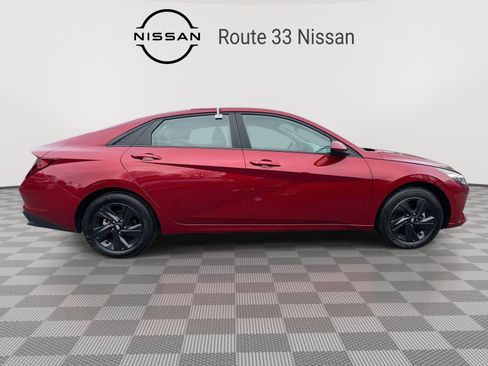 Used 2023 Hyundai Elantra SEL image 5