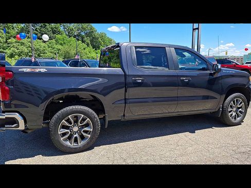 Certified 2023 Chevrolet Silverado 1500 LT AWD/4WD image 9